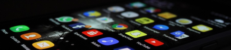 Smartphone Stress Mindfulness rami-al-zayat-170349